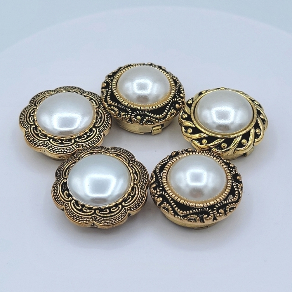 Vintage Button Covers Set of 5 #1954
